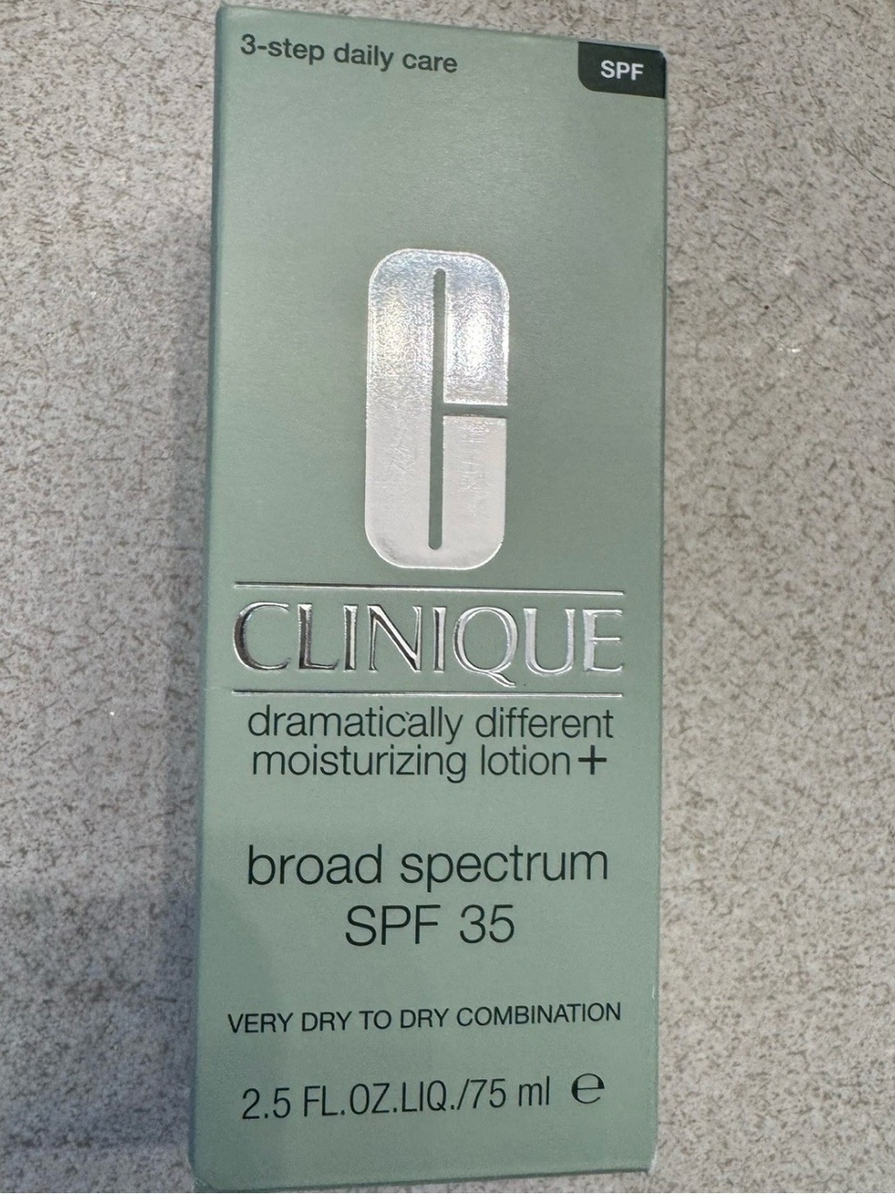 Clinique Dramatically Different Moisturizing Lotion+ SPF 35 for Face 2.5 Oz NIB